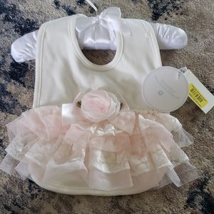 Edgefield Collection bib